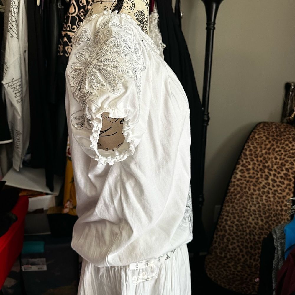 INC International Concepts White Blouse with Elegant Design - Picture 5 of 11